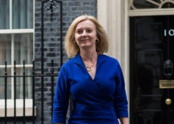 卸任後對中共強硬立場未改 英前首相特拉斯將赴東京演講