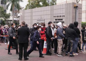 香港47人案開審 16人堅持不認罪