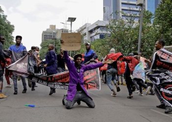 肯尼亞全國掀起「排中」運動 剛果金緊隨其後？