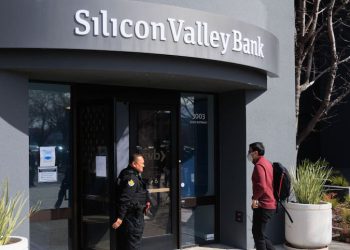 硅谷銀行倒閉後 穆迪或調整六家美國銀行評級