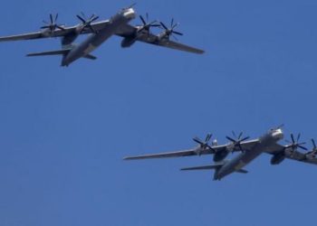 俄烏戰爭升級？日首相現身基輔會烏總統 俄羅斯戰略轟炸機飛臨日本海