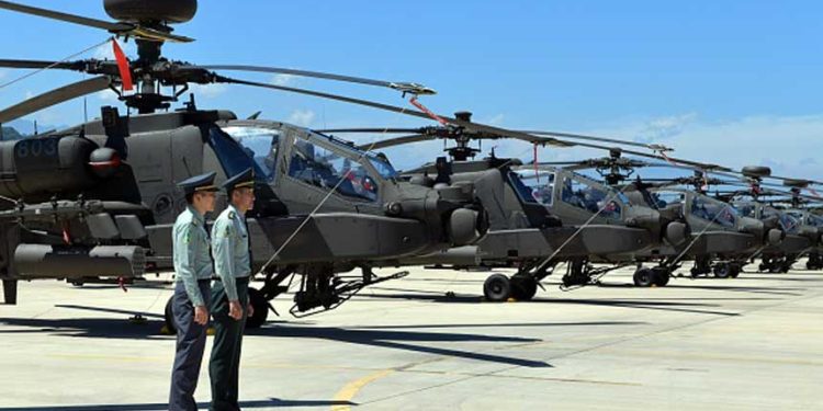 日前,臺灣國防部長邱國正透露,美軍有意把「把東亞軍備庫存改放臺灣」,兩方仍在研議。 (圖片:SAM YEH/AFP via Getty Images)