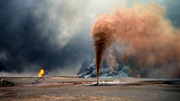 國營“科威特石油公司”爆發陸地漏油事件。(示意圖/圖片來源:Getty Images)