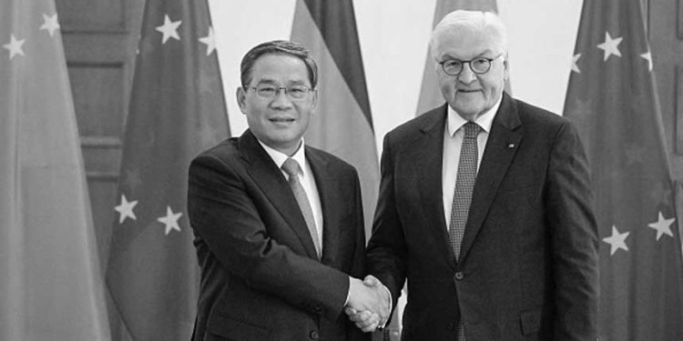 2023 年 6 月 19 日,德國總統弗蘭克-瓦爾特·施泰因邁爾(Frank-Walter Steinmeier )(右)和中國總理李強在柏林。 (圖片:TOBIAS SCHWARZ/AFP via Getty Images)