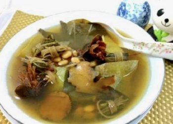 【梁廚美食】冬瓜荷葉薏米煲老雞湯/介紹薏米功能/香煎帶子夾芋餅