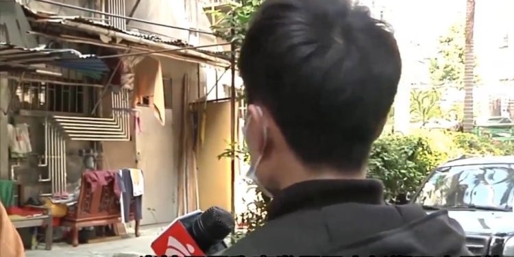 廣州3年輕男子在出租屋相約燒炭自殺(圖片來源:視頻截圖)