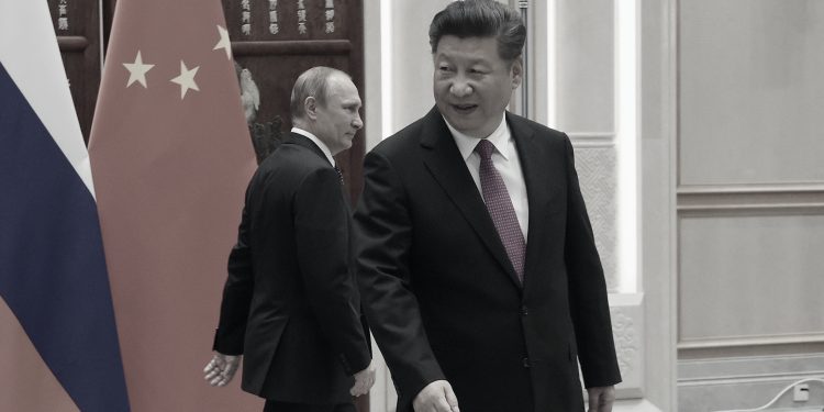 圖為2016年9月4日,在中國杭州舉行的G20第11次峰會上,中國國家主席習近平和俄羅斯總統普京(Putin)擦身而過。(圖片來源:Wang Zhou-Pool/Getty Images)