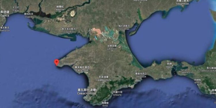 8月24日烏克蘭獨立日,烏軍凌晨突襲遭俄羅斯吞併的克里米亞半島西部,成功登陸兩處村莊,並升上國旗。(擷取自Google Maps)