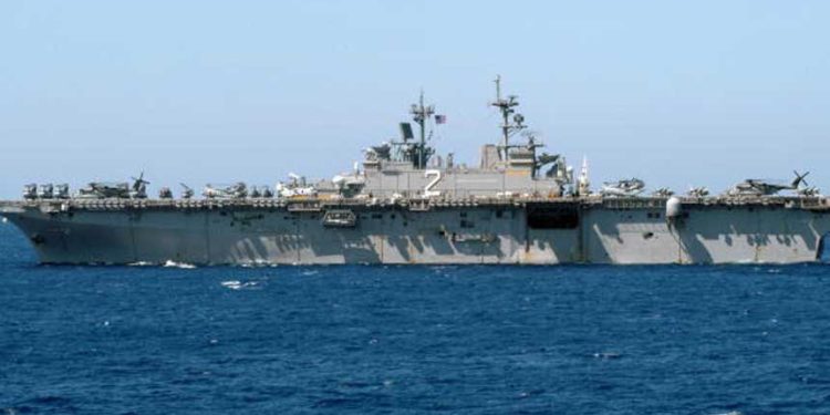 22歲派駐聖地亞哥艾薩克斯號航空母艦(USS Essex)的魏金超(Jinchao Wei,音譯)2日因間諜罪被捕 (圖片:Adam R. Cole/U.S. Navy via Getty Images)
