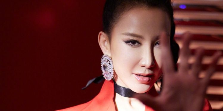 香港歌手李玟(CoCo)。(圖片: CoCo Lee 李玟 / FB)