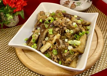 【梁廚美食】梅菜肉碎煮茄子/彩色土豆/焗法式朱古力蛋糕