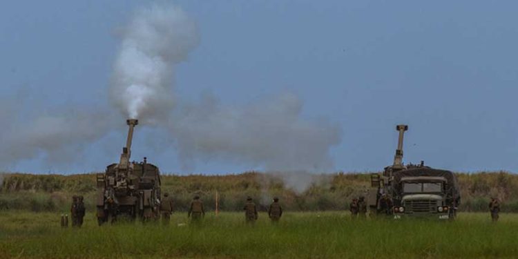 軍人與戰爭（圖片： Jes Aznar/Getty Images)