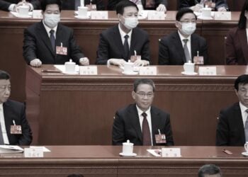 習病急亂投醫 股市釋不妙信號 王滬寧開會「一言不發」