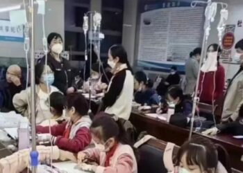 學生感染病例激增 中國多地學校紛紛停課