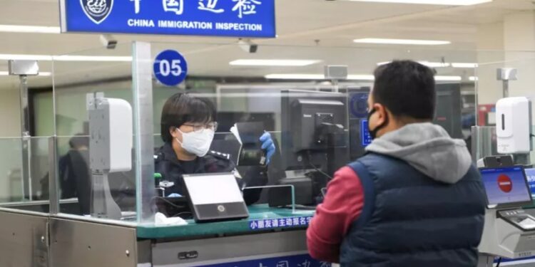 求觀光 不顧疫情洶洶 中共當局降低簽證費招攬全球客(圖片:網絡圖片)