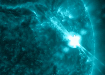 南美無線電停電2小時，近6年最強耀斑或摧毀地球電力（NASA）