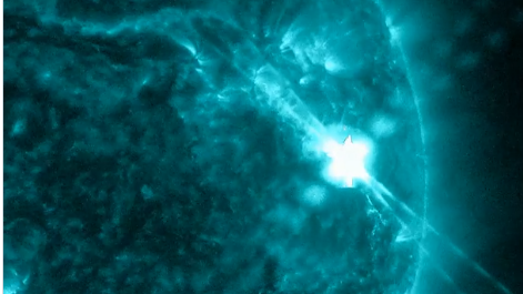 南美無線電停電2小時,近6年最強耀斑或摧毀地球電力(NASA)