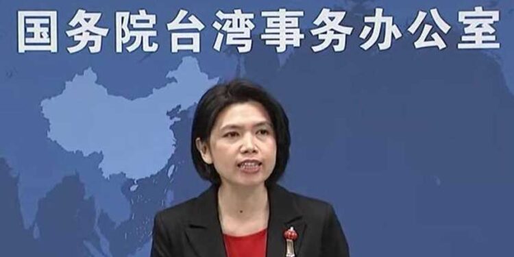 中共國台辦發言人朱鳳蓮聲稱,兩岸可在「九二共識」基礎上協商解決經貿關係問題。 (網絡圖片)