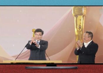 TVB新聞部主管領獎感謝上級不干預 被批評