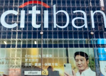 【香港要聞】港股逼近「投降點」禍起習與西方對著幹？舞台劇協反駁指控；嚴控俄資援 美施壓在港銀行