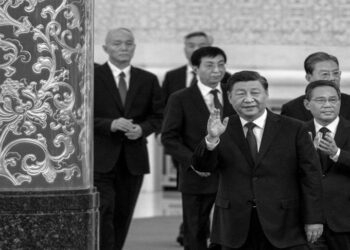 專家指習李蔡成新中央「三人幫」 李強蔡奇會扯習近平後腿？