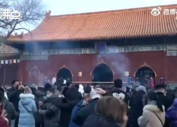 上進不如上香 大陸年輕人新年盼望務實卑微