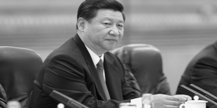 中共黨魁習近平主持了政治局會議，討論了2024年《政府工作報告》稿。（圖片來源：Lintao Zhang/Getty Images）