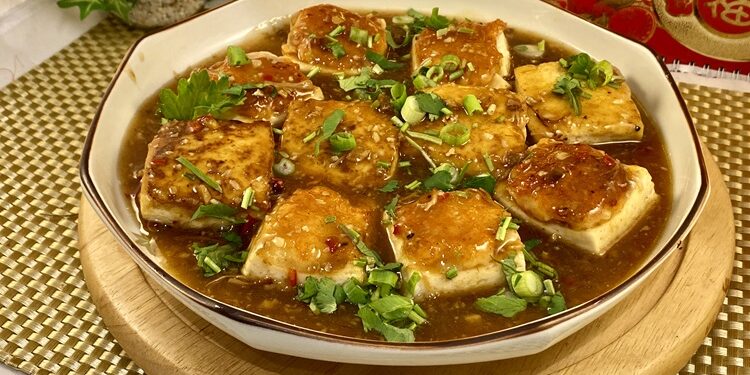本食譜及照片由 【梁廚美食】烹飪節目梁師傅提供
Recipe and Photo developed by Master Chef James Leung