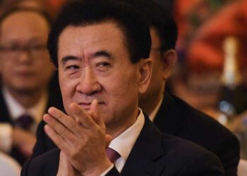 王健林陷入大麻煩 李嘉誠和潘石屹能跑 中共權貴「白手套」哪裡跑？