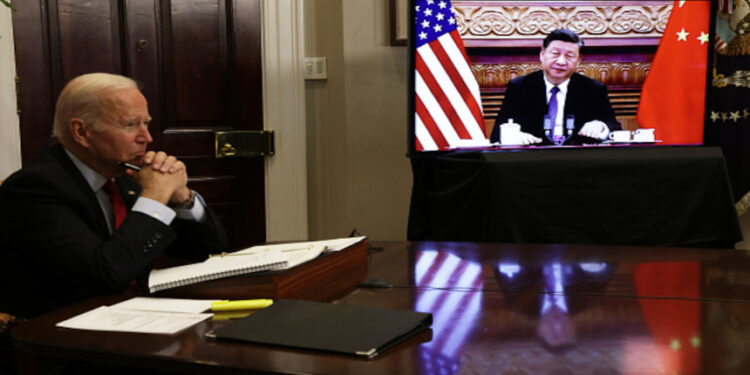 拜登與習近平通話。(圖片來源: Alex Wong/Getty Images)