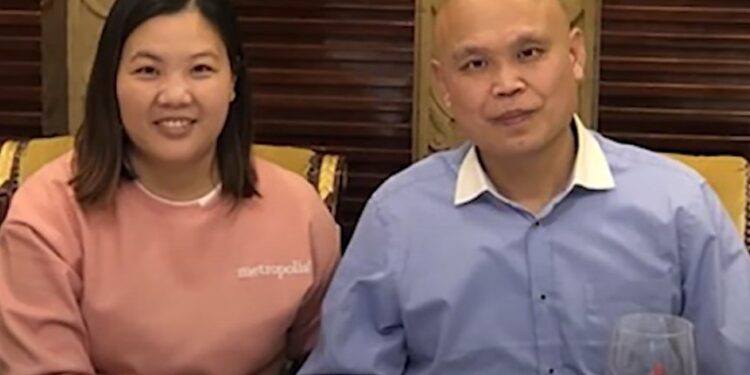 中國維權律師余文生和他的夫人許艷（圖片來源：視頻截圖）