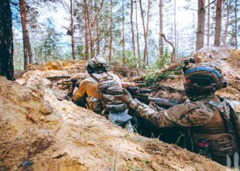 【俄烏戰爭】烏無人機大規模襲擊俄本土目標 俄軍在黑海擊落自家直升機 俄首次使用大殺器 烏軍粉碎了俄這一計畫 美歐做出重大決定