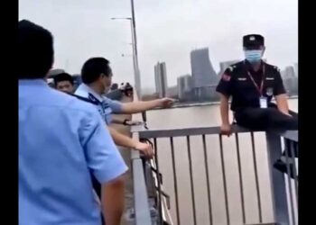 連環跳橋催生守橋員 警察也想跳