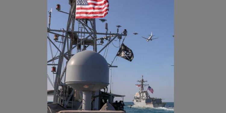 俄軍艦在佛羅里達群島附近與美軍艦對峙 （US Civil Defense News@CaptCoronado /X/希望之聲合成）