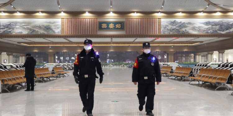 西安男創業開「民營派出所」 半年獲利4百多萬 網:騙子都比中共幹的好(Photo by Zhang Xin/VCG via Getty Images)