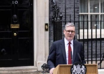 邁出在世界舞台上第一步 新任英相北約峰會亮相