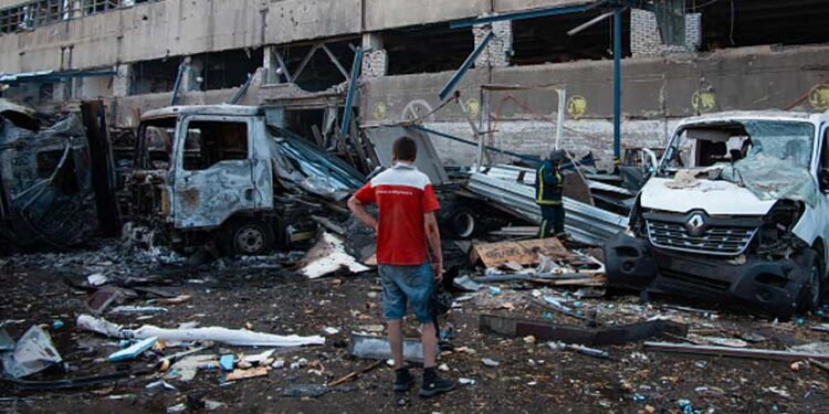 川普7月19日與澤連斯基進行了一次非常好的通話，並承諾將通過談判結束俄烏戰爭 （圖片： Nikoletta Stoyanova/Getty Images)