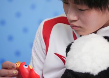 中國奧運史上最年輕三金得主 17歲全紅嬋一句老實話震驚體壇