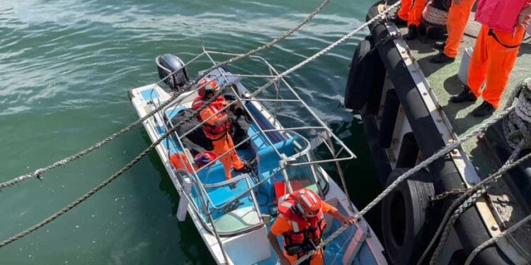 前中共海軍艇長 偷渡來台被起訴 (臺灣海巡署照片)