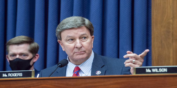 聯邦眾議員羅傑斯(Mike Rogers)