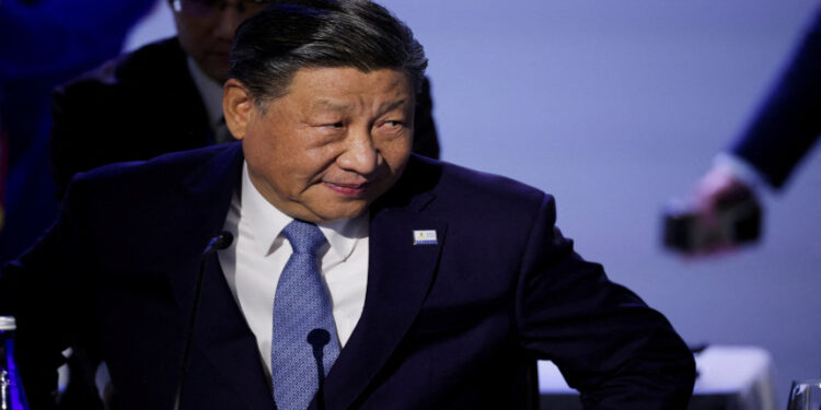 FILE PHOTO: China's President Xi Jinping attends the Leaders Retreat at the Asia-Pacific Economic Cooperation (APEC) Summit in San Francisco, California, U.S. November 17, 2023. REUTERS/Carlos Barria/File Photo