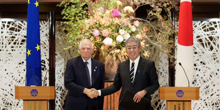 歐盟與日本宣布締結歐盟-日本安全與防務夥伴關係(博雷爾X平台圖片)