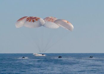 結束9個月滯留 兩名NASA太空人成功返回地球