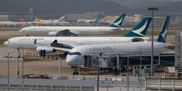 圖為香港國際機場。（圖片來源：REUTERS/Tyrone Siu）