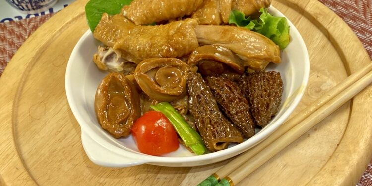 本食譜及照片由 【梁廚美食】烹飪節目梁師傅提供
Recipe and Photo developed by Master Chef James Leung