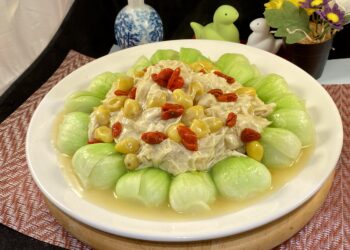 【梁廚美食】鮮腐竹白果扒青光菜/話題:可口可樂 可樂雞翼/芋頭仔炆五花腩