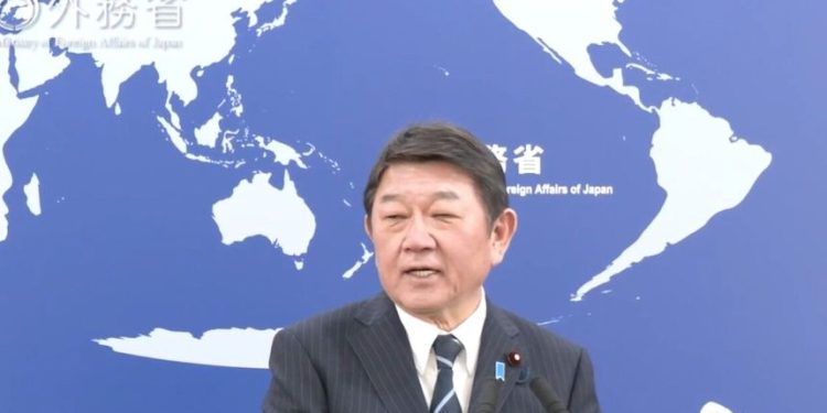 圖中為日外相茂木敏充（日外務省視頻截圖）
