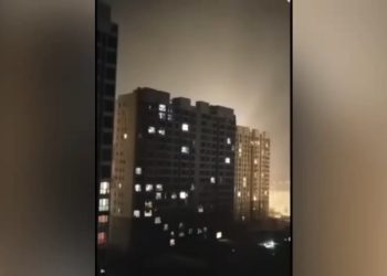 【社會譽論】除夕看中台港和人類未來的挑戰, 北京半夜傳槍聲, 台政棍被美點名警告, 香港衰落無可避免, AI失控反抗人類.